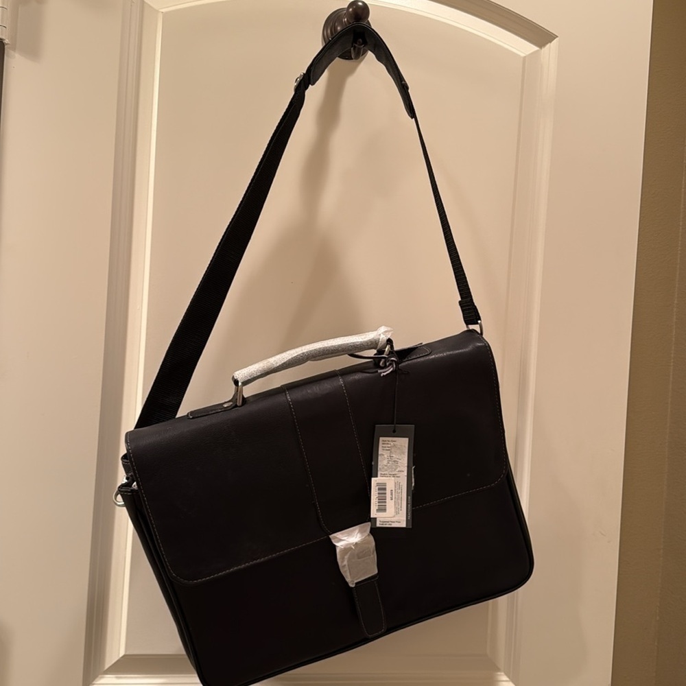 Kenneth Cole Reaction Black Leather Briefcase with Shoulder Strap - Picture 7 of 12